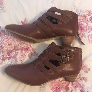 Clarks Brown Leather Booties size 10